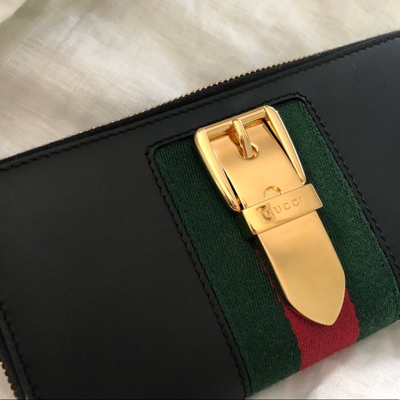 Gucci Sylvie Leather zip around wallet - Picture 4 of 6